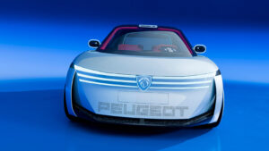 Концепция Peugeot Polygon - полный передний фронт.