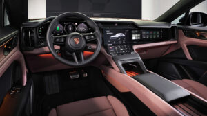 Porsche Cayenne Electric - dash