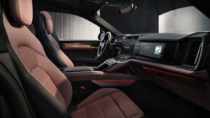 Porsche Cayenne Electric - передние сиденья.