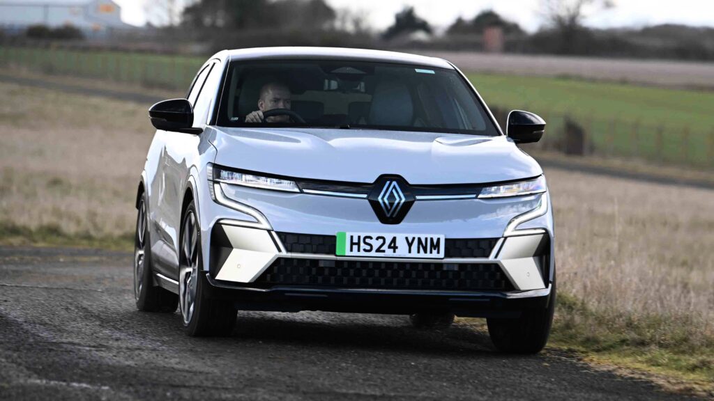 Renault Megane E-Tech - front cornering, alt