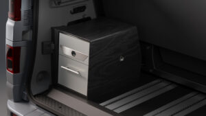 Renault Trafic Escapade - раковина отсека закрыта.