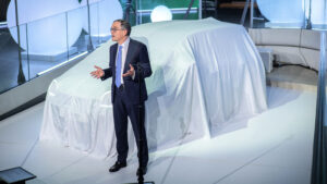 Твинго (Twingo) - необычное название.