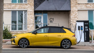 Vauxhall Astra PHEV - charging