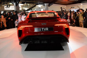 TVR Griffith раскрывается - полная задняя часть.