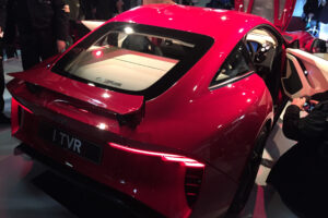 TVR Griffith показывает - задние статические сигналы.