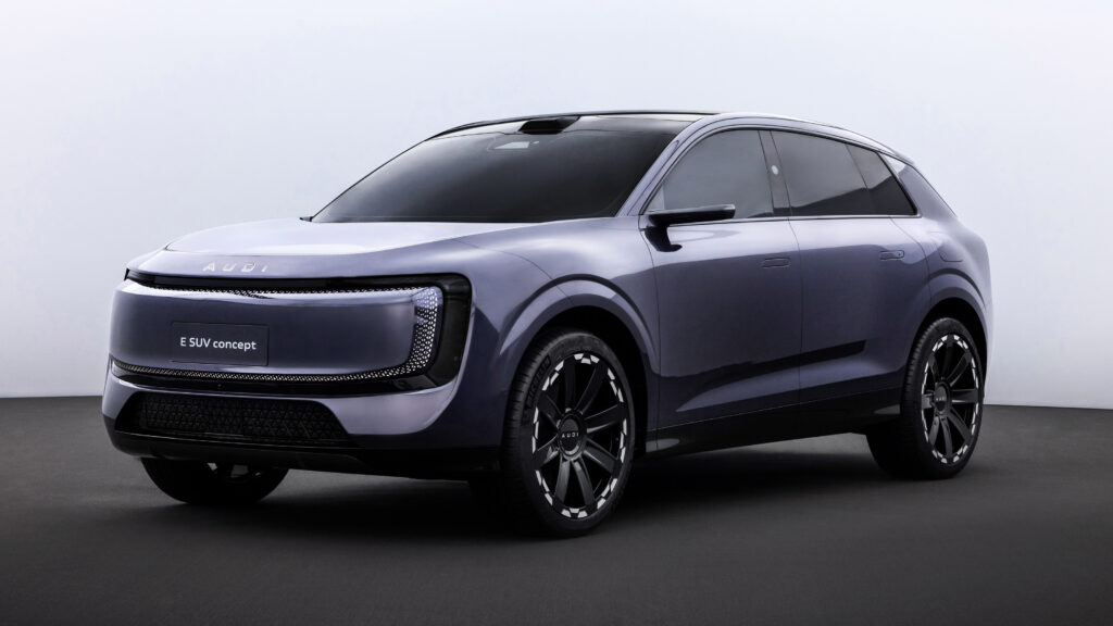 AUDI E SUV concept - front