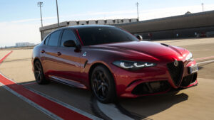 Alfa Romeo Giulia Quadrifoglio Colleziones - передняя часть 3/4
