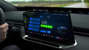 Цифровой опыт BMW M - зеленый свет.