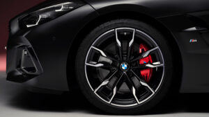 BMW Z4 Final Edition - колеса из сплава.