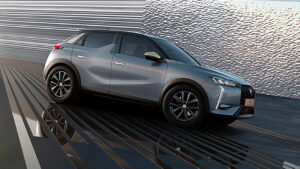 DS 3 Линия производительности - под передним углом.