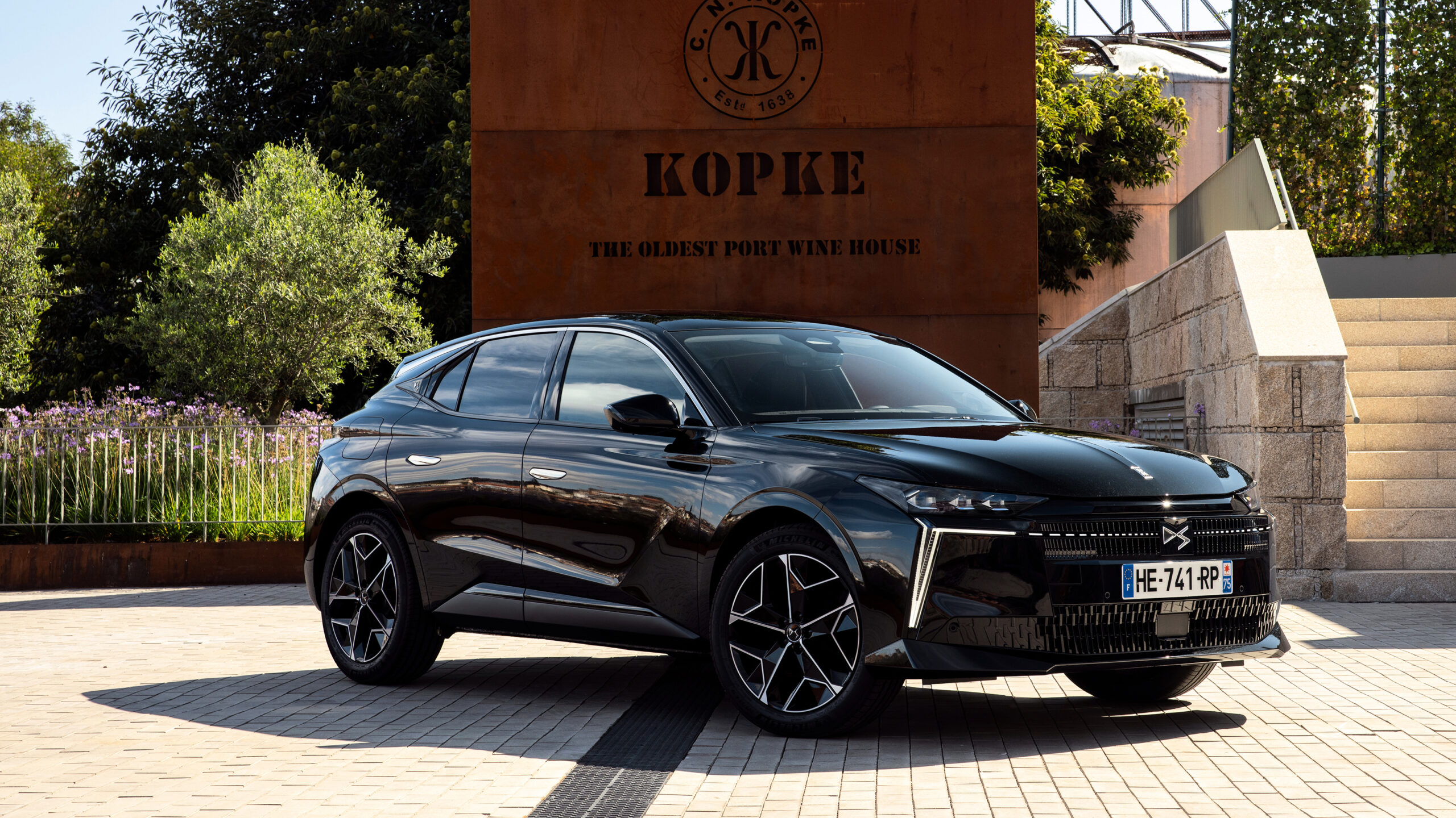 ДС No4 DS No4 (англ.) русск. (англ.) английский (англ.) немецкий (англ.) французский (англ.