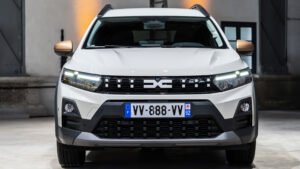 Dacia Jogger facelift - full front