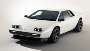 Encor серии 1 - зажжены передние фары.