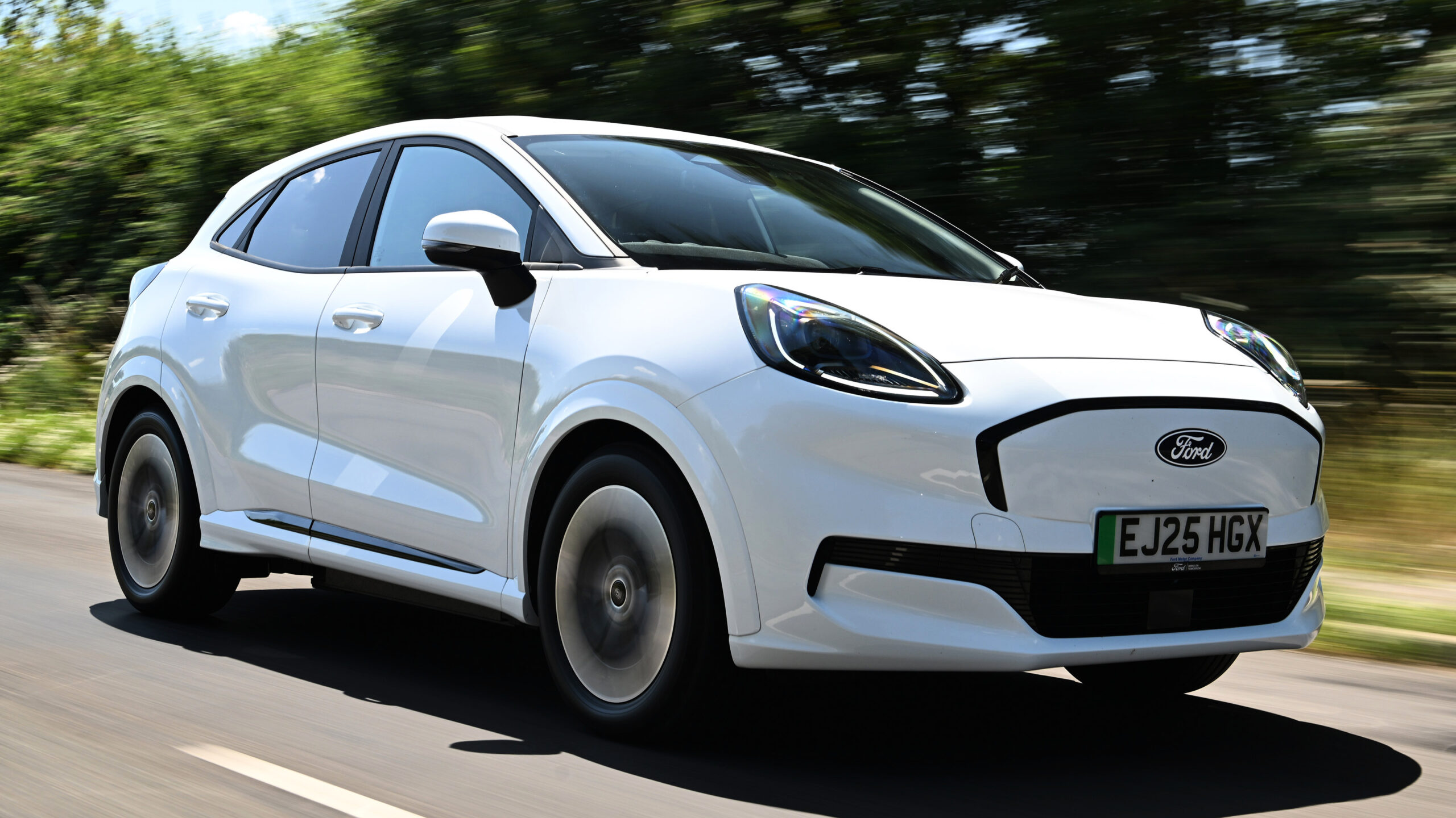 Ford Puma Gen-E - передняя система отслеживания.