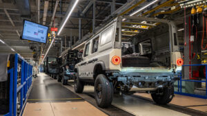 Ineos Grenadier Game Viewer - задний заводский просмотр игры.