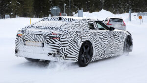 Jaguar Type 00 (камуфлированный) - задние 3/4 поворота.