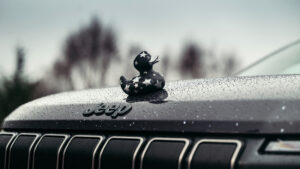 Jeep Avenger Stargazer - утка на капоте.