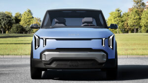 Концепт Kia EV2 - полный передний фронт.