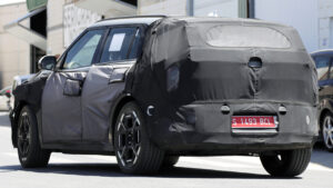 Kia EV3 GT - задние 3/4 отрезка.