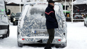 Мерседес V-класс - статическая задняя часть.