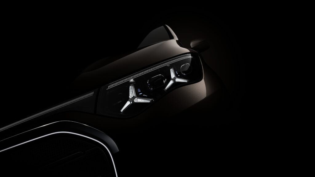 New Mercedes V-Class teaser - front