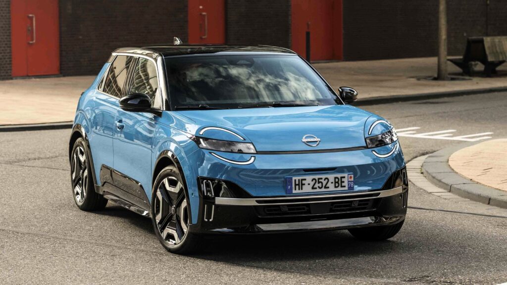 Nissan Micra - front cornering, higher angle