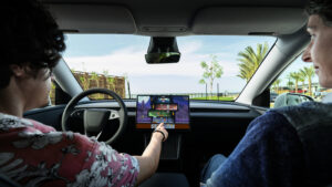 Tesla Model Y Стандартное вождение.