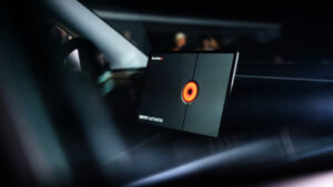 Tesla Model Y Standard с внутренней стороны