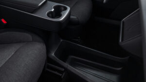 Tesla Model Y Стандартное хранилище для хранения.