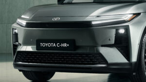 Toyota C-HR+ - детали передней части.
