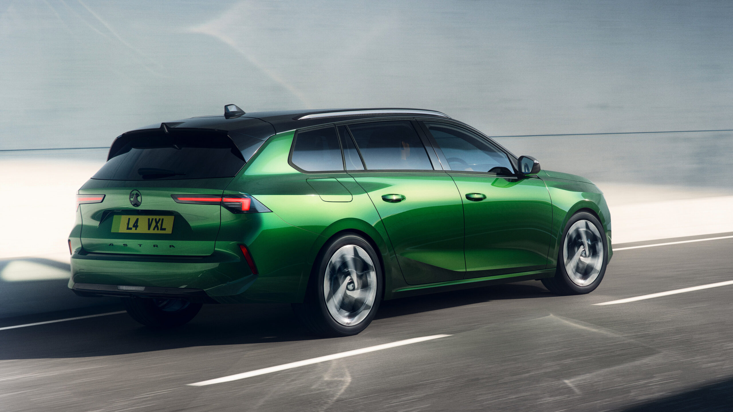 Vauxhall Astra Sports Tourer facelift 2025 - задняя часть