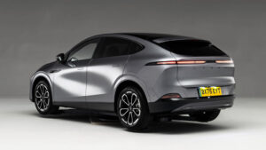 XPeng G6 - задние статические сигналы.