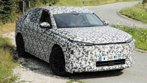 DS Automobiles No7 - передние 3/4 - передние 3/4.