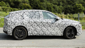 DS Automobiles No7 - боковой профиль