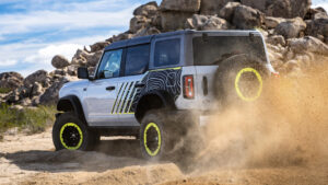 Ford Bronco RTR - dynamic rear 3/4