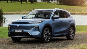 Geely Starray SUV - статический передний 3/4 3/4