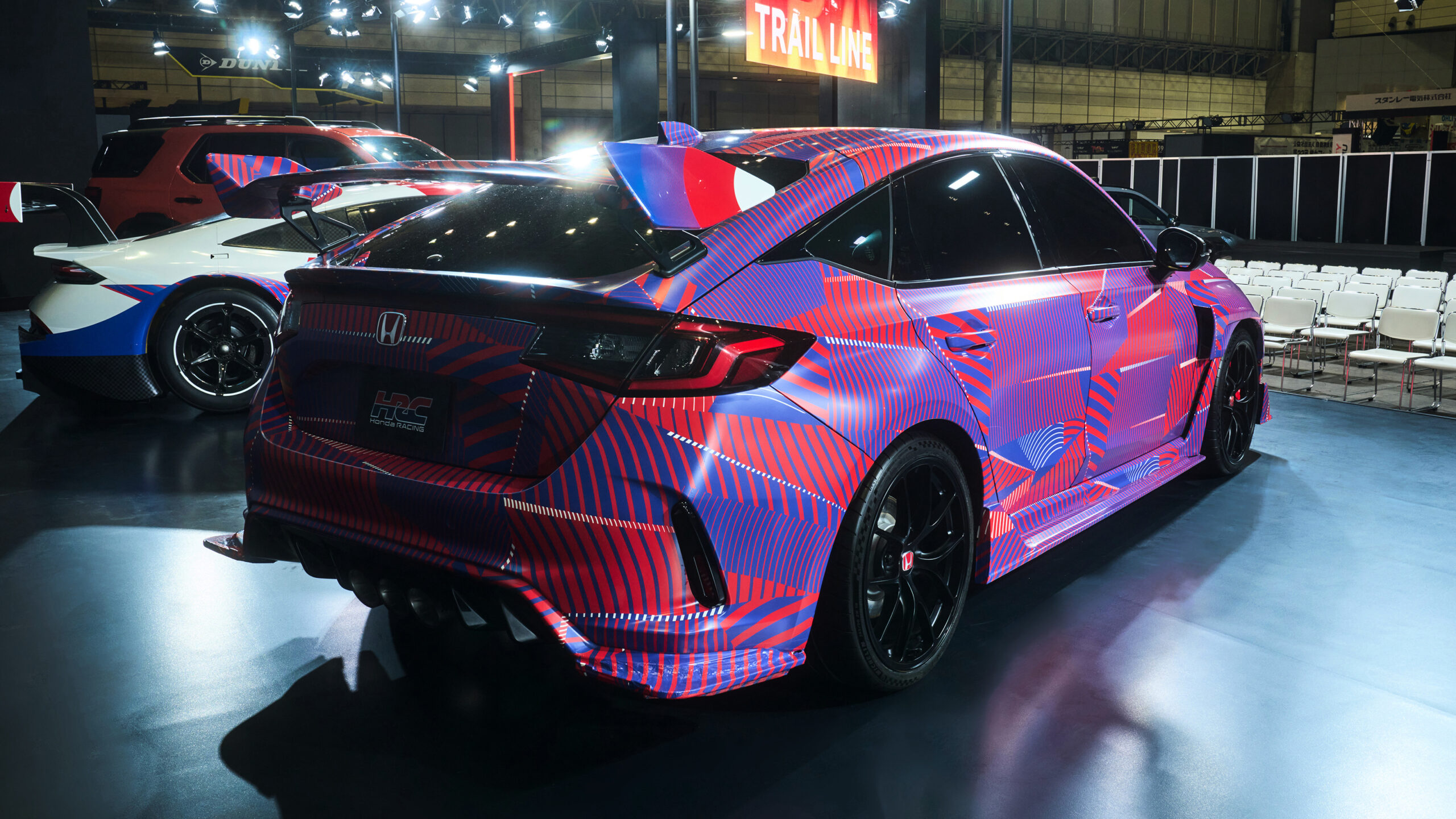 Концепт-кар Honda Civic Type R - задние статические сигналы.