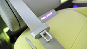 Концепция Hyundai Concept Three - ремни безопасности.