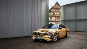 Мерседес S-класс - передний/боковой.