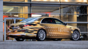 Мерседес S-класс - задние статические сигналы