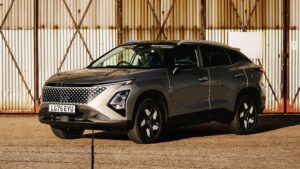 Omoda 5 SHS-H - передняя статическая.