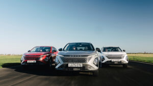 Омода 5 имеет диапазон действия.