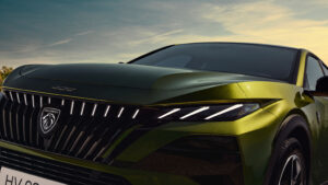 Peugeot E-408 facelift - передний фонарь.