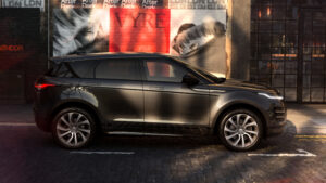 Range Rover Evoque Hoxton - с боковой стороны