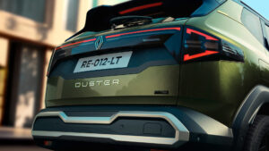 Renault Duster - задняя деталь задней части.