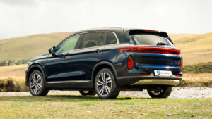 Skywell BE11 - задняя часть.