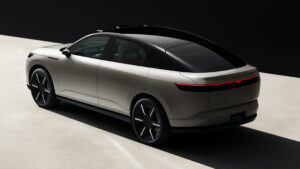 Sony Afeela Prototype 2026 - задняя часть под углом.