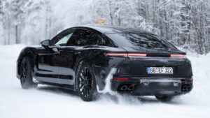 Updated Porsche Panamera - rear 3/4