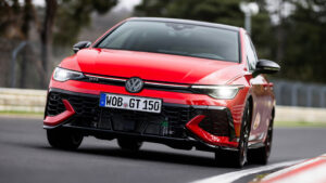 Volkswagen Golf GTI Edition 50 с передним приводом