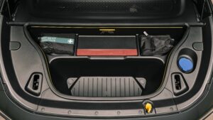 Volvo EX60 - переднее хранилище.